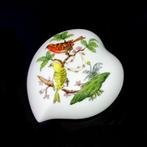 Herend - Heart Shape Jewellry Holder/Box - Rothsvhild Bird, Antiek en Kunst, Antiek | Glas en Kristal