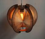 Lamp - Franse hanglamp uit het midden van de eeuw in hout,, Antiek en Kunst