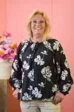 Blouse geborduurd detail zwart, Kleding | Dames, Blouses en Tunieken, Ophalen of Verzenden, Nieuw