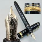 Pilot - Custom 74 (black) - 14K gold nib (B) - Vulpen, Verzamelen, Pennenverzamelingen, Nieuw