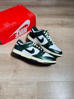 Nike - Sneakers - Maat: EU 43 - Nieuw met tags, Nieuw