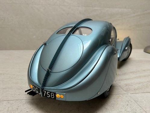 IXO 1:8 - Modelauto - Bugatti 57 SC Atlantic 1/8, Hobby en Vrije tijd, Modelauto's | 1:5 tot 1:12