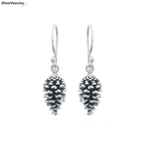 Zilveren dennenappel oorhangers, Sieraden, Tassen en Uiterlijk, Oorbellen, Nieuw, Verzenden