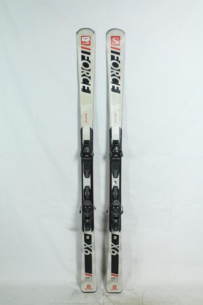 Refurbished - Ski - Salomon S force x6 (beschadigd) - 175, Sport en Fitness, Skiën en Langlaufen, Skiën, 160 tot 180 cm, Gebruikt