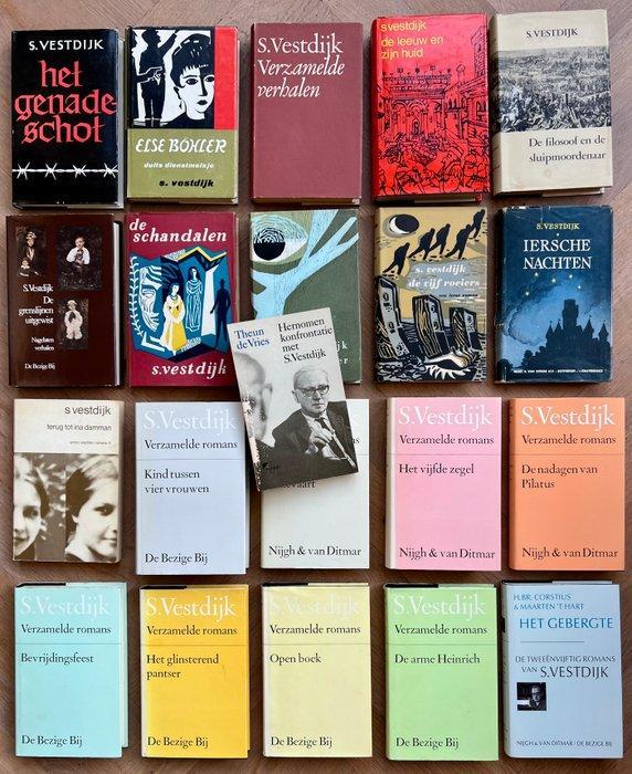 Simon Vestdijk - Lot met 21 uitgaven, waaronder een fraaie, Antiek en Kunst, Antiek | Boeken en Bijbels