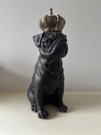 Figuur - Royal Pug Figurine – A Touch of Elegance and