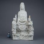 Figuur - Large seated Guanyin, Boy, Girl, Parrot and Vase -, Antiek en Kunst