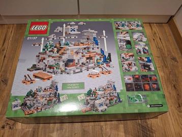 Lego Set - 21137 - Minecraft - Minecraft The Mountain Cave beschikbaar voor biedingen