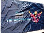 Thunderdome   Vlag 87cm bij 60cm Welkom to  another addition, Verzenden, Gebruikt