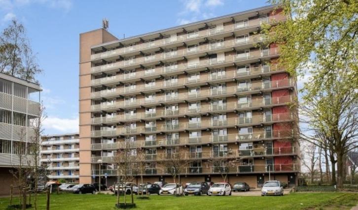 Te Huur 4 Kamer Appartement Geessinkweg In Enschede, Huizen en Kamers, Huizen te huur, Direct bij eigenaar, Overijssel, Appartement