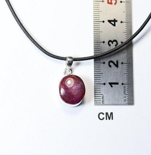Ster Robijn Hanger / cabochon / nieuw- 4.84 g - (1), Verzamelen, Mineralen en Fossielen