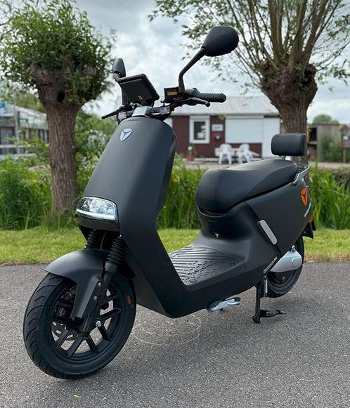 Yadea G5 45km/u Matt Black, Fietsen en Brommers, Brommeronderdelen | Scooters, Verzenden