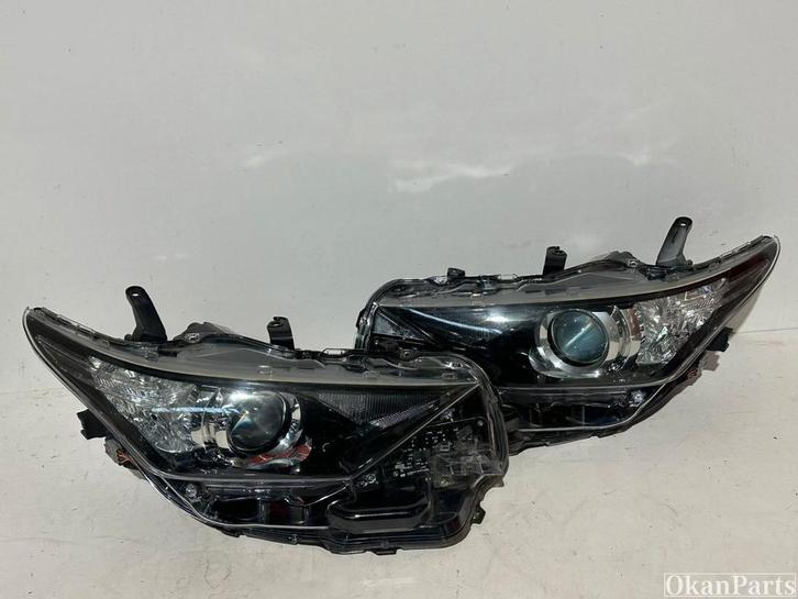Toyota Auris e18 Facelift LED koplamp links rechts, Auto-onderdelen, Verlichting, Gebruikt, Toyota, Ophalen
