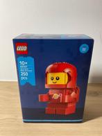 Lego Set - 40767 - Classic Space - Up-Scaled Baby Astronaut, Nieuw