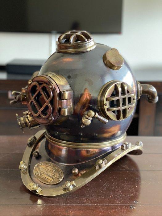 Duikhelm - Full size 18 deluxe U.S. Mark V Deep Sea, Antiek en Kunst, Kunst | Designobjecten