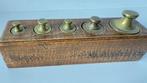 Sluitgewichten - Verguld messing, Eik - Gewichtenset, Antiek en Kunst, Curiosa en Brocante