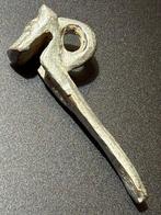 Middeleeuwen, kruisvaardersperiode Brons Zoomorphisch lang, Antiek en Kunst