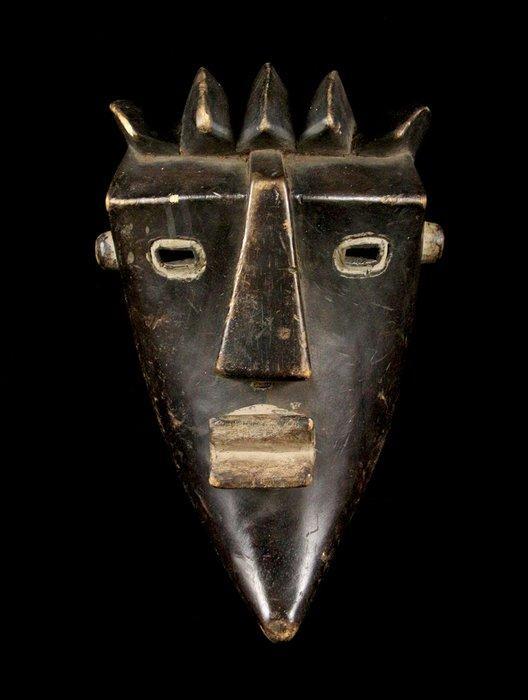 masker - Lwalwa - DR Congo, Antiek en Kunst, Kunst | Niet-Westerse kunst