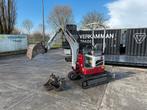 Takeuchi TB 210 R minigraver met 3 bakjes
