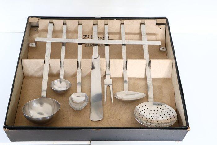 GERO - Bestekset (8) - Metaal - Zilmeta lepelrek, Antiek en Kunst, Antiek | Keukenbenodigdheden