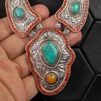 Prachtige etnische ketting - Rode koraal, barnsteen,