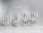 2x red 2x white wine 2x water 2x Champagne - Maarten Baptist