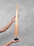 Geen reserveprijs - Indrukwekkende grote zwaardvisrostrum, Antiek en Kunst