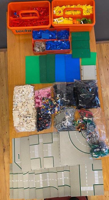 Lego Onderdelen - Vintage Lego, wegen, 51 poppetjes en, Kinderen en Baby's, Speelgoed | Duplo en Lego