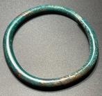 Keltisch Brons Onberispelijke, stijlvol versierde armband,, Antiek en Kunst