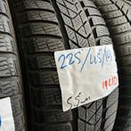2 x Pirelli Sottozero 3 225-45-19 RFT Winterbanden 5,5mm, 19 inch, Gebruikt, Band(en), Personenwagen
