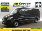 Volkswagen Crafter 2.0 TDI L3H2 140PK 3000KG Trekgew. €382pm, Auto's, Bestelauto's, Volkswagen, Zwart, Nieuw, Handgeschakeld