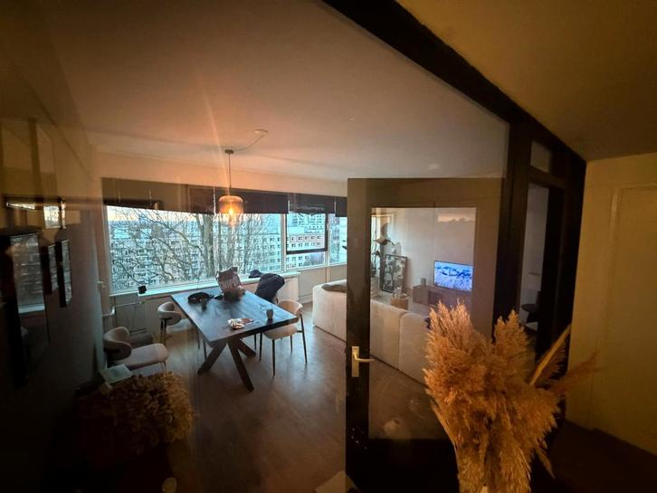 Eigen Kamer aan Beursplein, Rotterdam, Huizen en Kamers, Kamers te huur, 50 m² of meer, Rotterdam