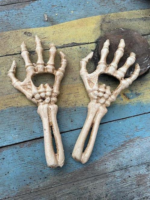 Flessenopener (2) - Gietijzer, Antiek en Kunst, Curiosa en Brocante
