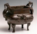 Een Chinese bronzen wierrookbrander, Antiek en Kunst, Ophalen
