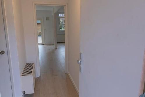 Te huur  4 kamer(s) Zoom , Lelystad, Huizen en Kamers, Huizen te huur, Direct bij eigenaar, B