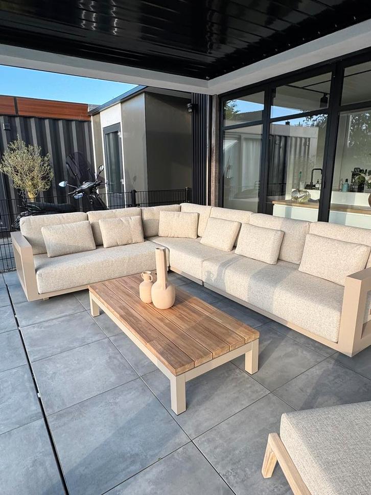 Metropolitan 4 Seasons Outdoor loungeset Latte tuinset, Tuin en Terras, Tuinsets en Loungesets, Bank, Bijzettafel, Nieuw, Aluminium