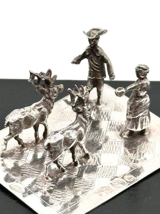 Miniatuur beeldje - Miniatuur zilver .833 uit 1915 herten, Antiek en Kunst, Antiek | Goud en Zilver