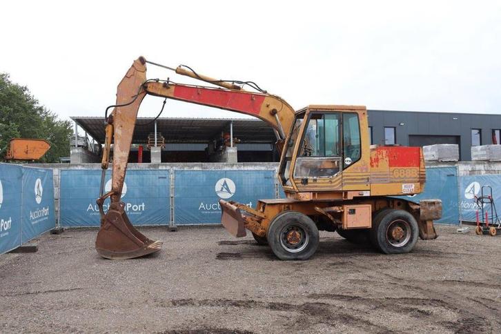 Veiling: Graafmachine Case 688B-P Diesel 88pk, Zakelijke goederen, Machines en Bouw | Kranen en Graafmachines, Graafmachine, Ophalen