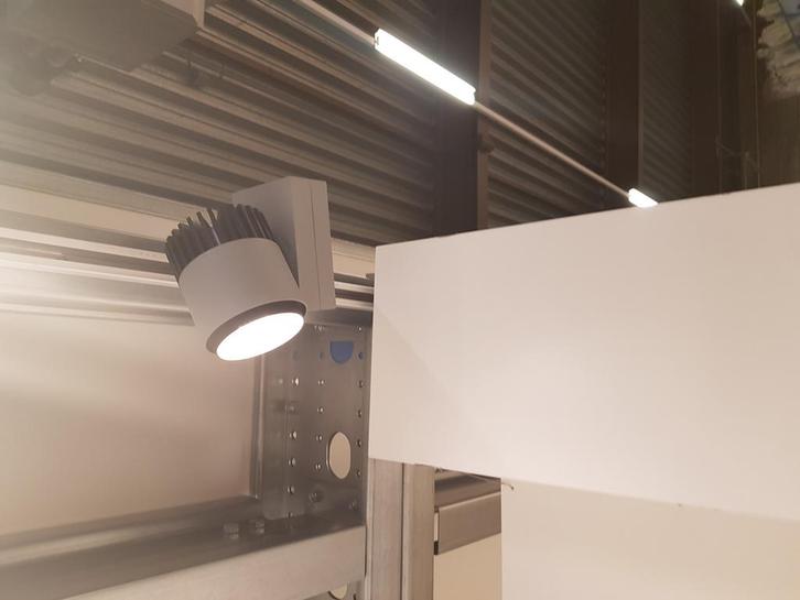 set van 12 x LED spot philips grijs 28w 3000lm premium white, Huis en Inrichting, Lampen | Spots