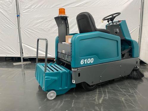 Tennant 6100 veegmachine, scherpste prijs (Nieuw, bj 2023), Zakelijke goederen, Machines en Bouw | Onderhoud en Reiniging