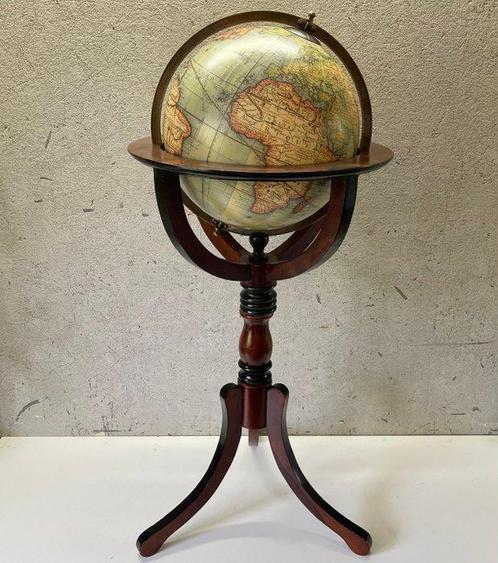 Globe - 1990-2000 - Authentic Models - No reserve, Antiek en Kunst, Curiosa en Brocante
