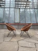 Urotan - Teun Velthuizen - Fauteuil (2) - IJzer, Antiek en Kunst