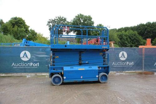 Veiling: Schaarlift HAB S152-12E2WD Elektrisch 15.2m 2012, Zakelijke goederen, Machines en Bouw | Liften, Steigers en Ladders