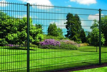 Tuin Renovatie,bestraten,afgraven,graszoden,schutingen Aktie beschikbaar voor biedingen