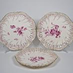3 Rare Hand Painted Sarreguemines Cabinet Plates - Purple, Antiek en Kunst