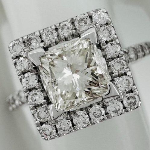 Verlovingsring - 14 karaat Witgoud - 1.44ct. tw. Diamant, Sieraden, Tassen en Uiterlijk, Antieke sieraden