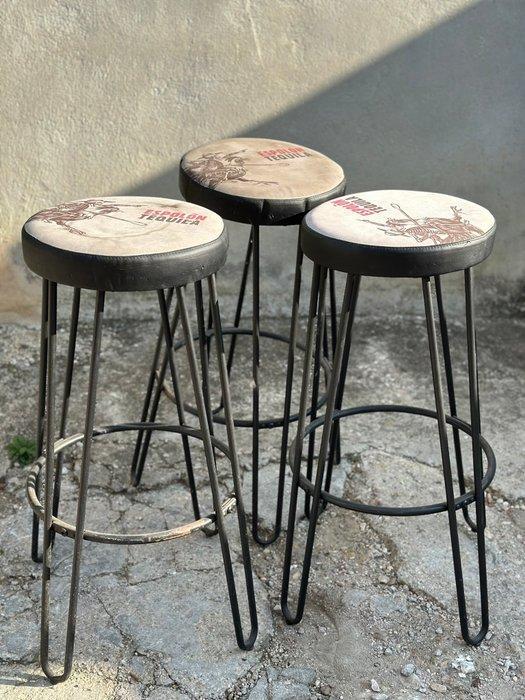 Kruk (3) - kunstleer - Reclamekrukken bar, Antiek en Kunst, Curiosa en Brocante