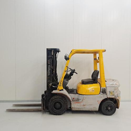 Toyota 7FDF25 Diesel heftruck, Zakelijke goederen, Machines en Bouw | Heftrucks en Intern transport, Heftruck, Diesel, 2000 tot 3000 kg