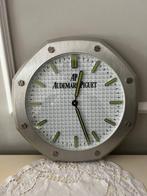 Horloge van de Audemars Piguet-dealer -   Aluminium -, Antiek en Kunst, Antiek | Klokken