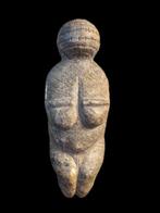 Replica van een oude Neolithische periode Marmer Moedergodin